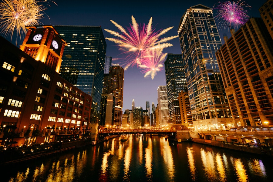 Your Guide to New Year’s Eve in Chicago 2025
